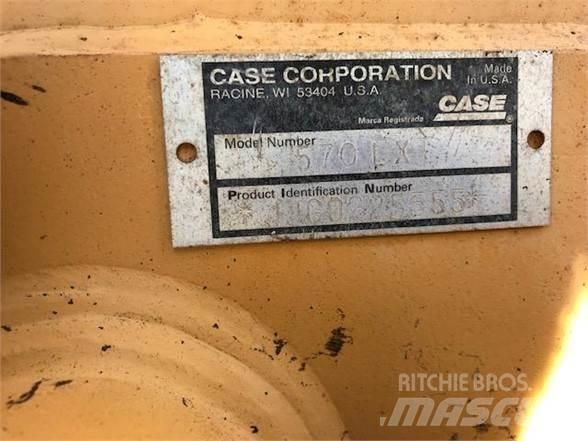 CASE 570L XT Kolesové nakladače