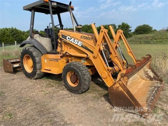 CASE 570M XT Kolesové nakladače