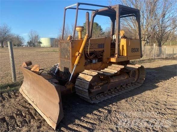 CASE 850B Pásové dozéry
