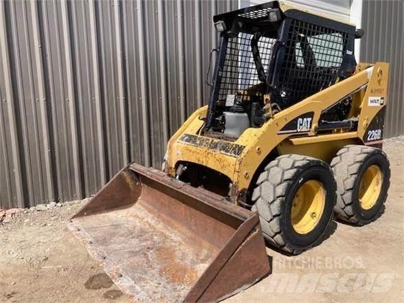 CAT 226B Šmykom riadené nakladače