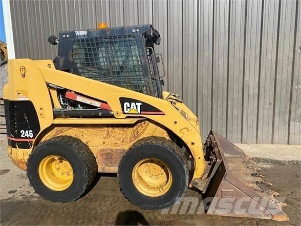CAT 246 Šmykom riadené nakladače