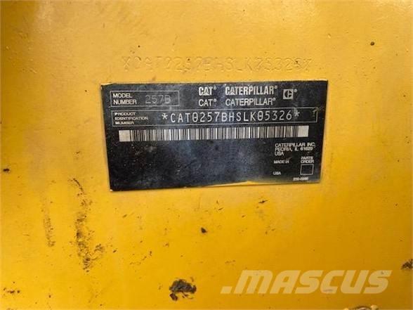 CAT 257B Šmykom riadené nakladače
