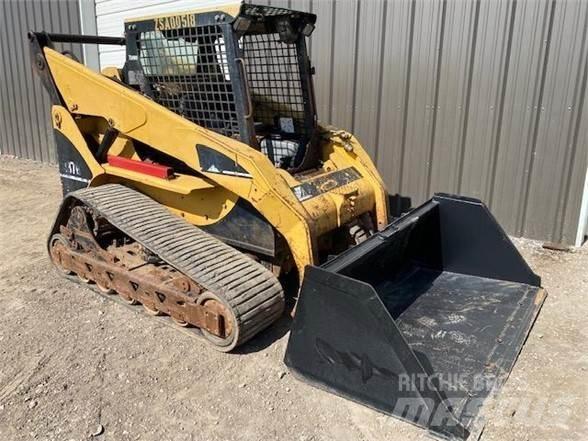 CAT 287B Šmykom riadené nakladače