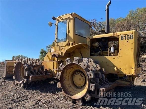 CAT 815B Ťahačové valce