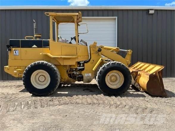 CAT 924F Kolesové nakladače