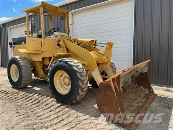 CAT 924F Kolesové nakladače