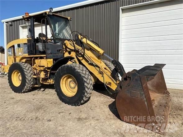 CAT 924G Kolesové nakladače
