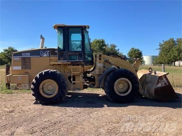 CAT 928G Kolesové nakladače