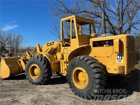CAT 950 Kolesové nakladače