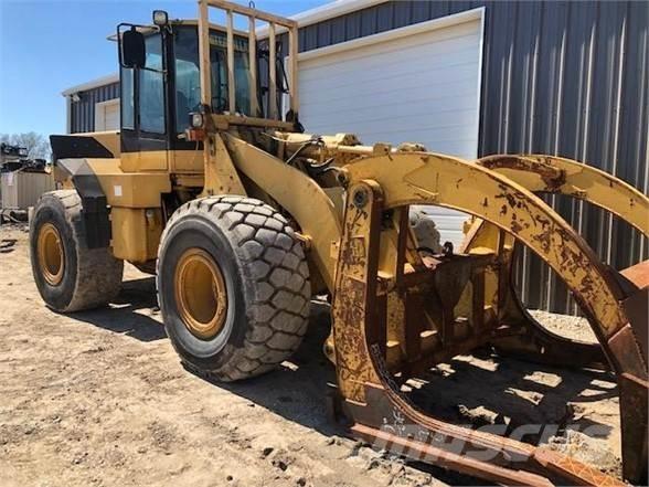 CAT 950F Kolesové nakladače