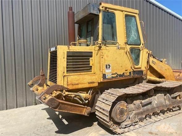 CAT 953 Pásové nakladače