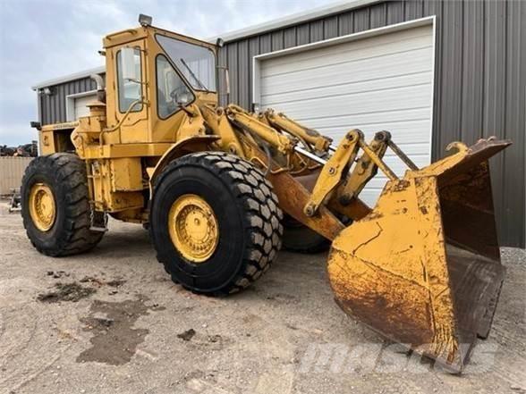 CAT 980B Kolesové nakladače