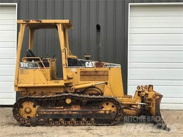 CAT D3C Pásové dozéry