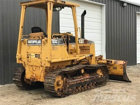 CAT D3C Pásové dozéry
