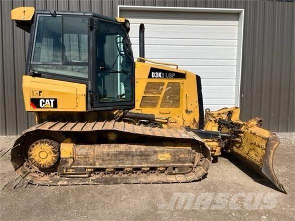 CAT D3K2 LGP Pásové dozéry