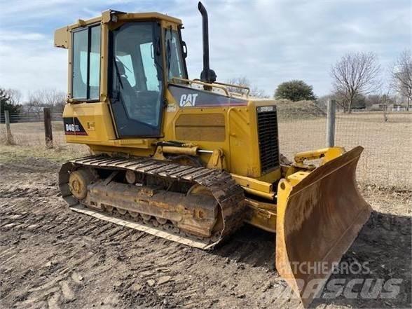 CAT D4G XL Pásové dozéry