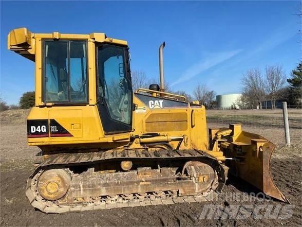 CAT D4G XL Pásové dozéry
