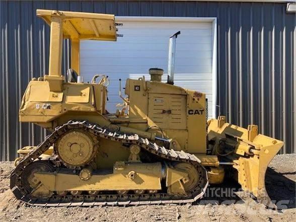 CAT D4H Pásové dozéry