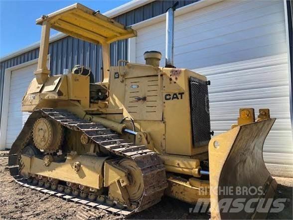 CAT D4H Pásové dozéry