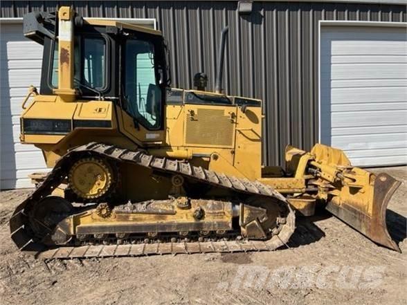 CAT D5M LGP Pásové dozéry