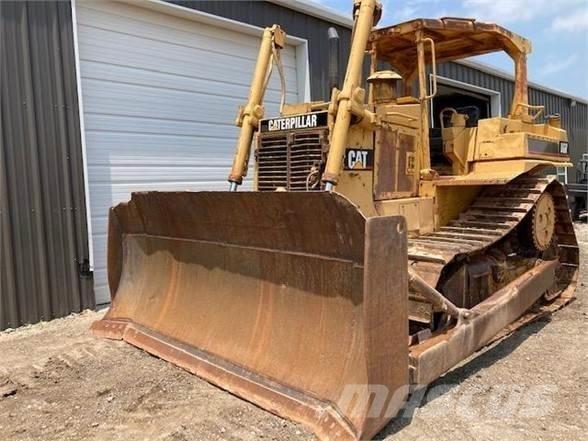 CAT D6H Pásové dozéry