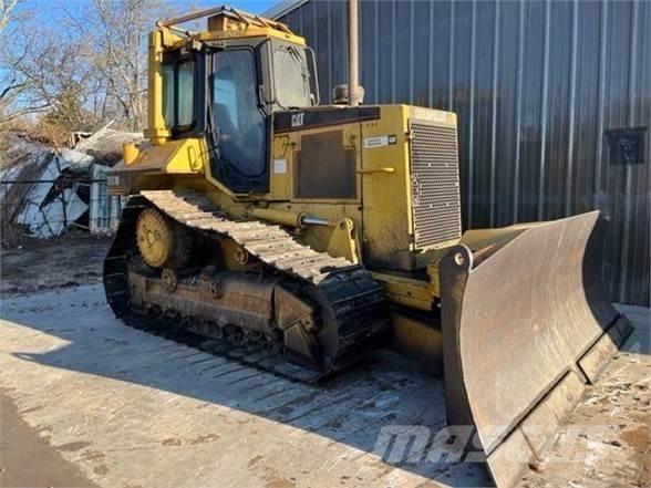 CAT D6M XL Pásové dozéry