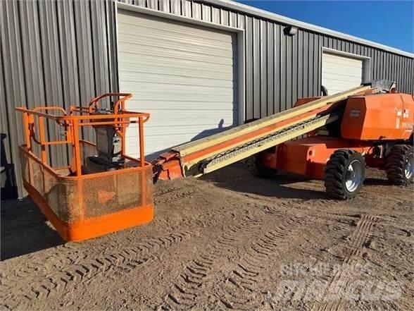 JLG 600S Teleskopické plošiny