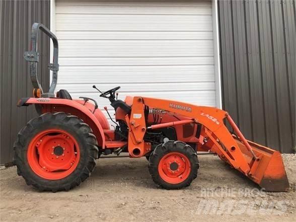 Kubota L3200 Traktory
