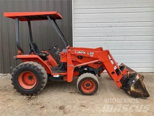 Kubota L35 Kolesové nakladače