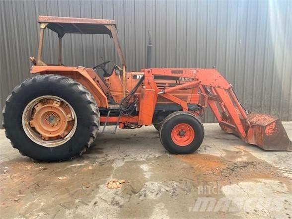 Kubota M8950 Traktory
