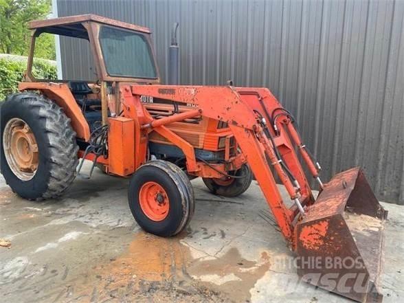 Kubota M8950 Traktory