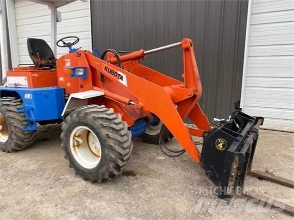 Kubota R510 Kolesové nakladače
