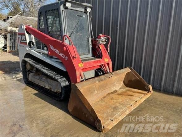 Takeuchi TL10 Šmykom riadené nakladače
