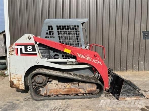 Takeuchi TL8 Šmykom riadené nakladače