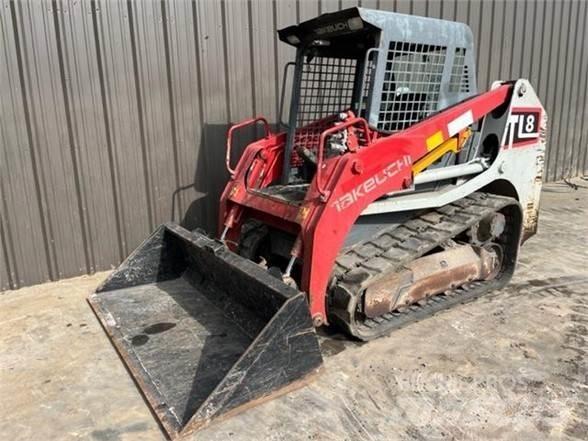 Takeuchi TL8 Šmykom riadené nakladače