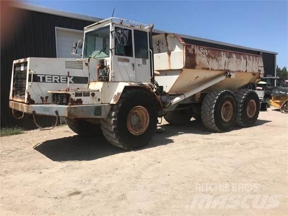 Terex TA27 Kĺbové nákladné autá