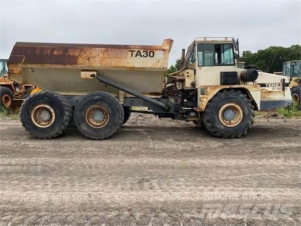 Terex TA30 Kĺbové nákladné autá