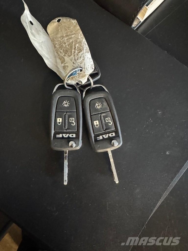 DAF CF 370 Nákladní vozidlá na prepravu automobilov