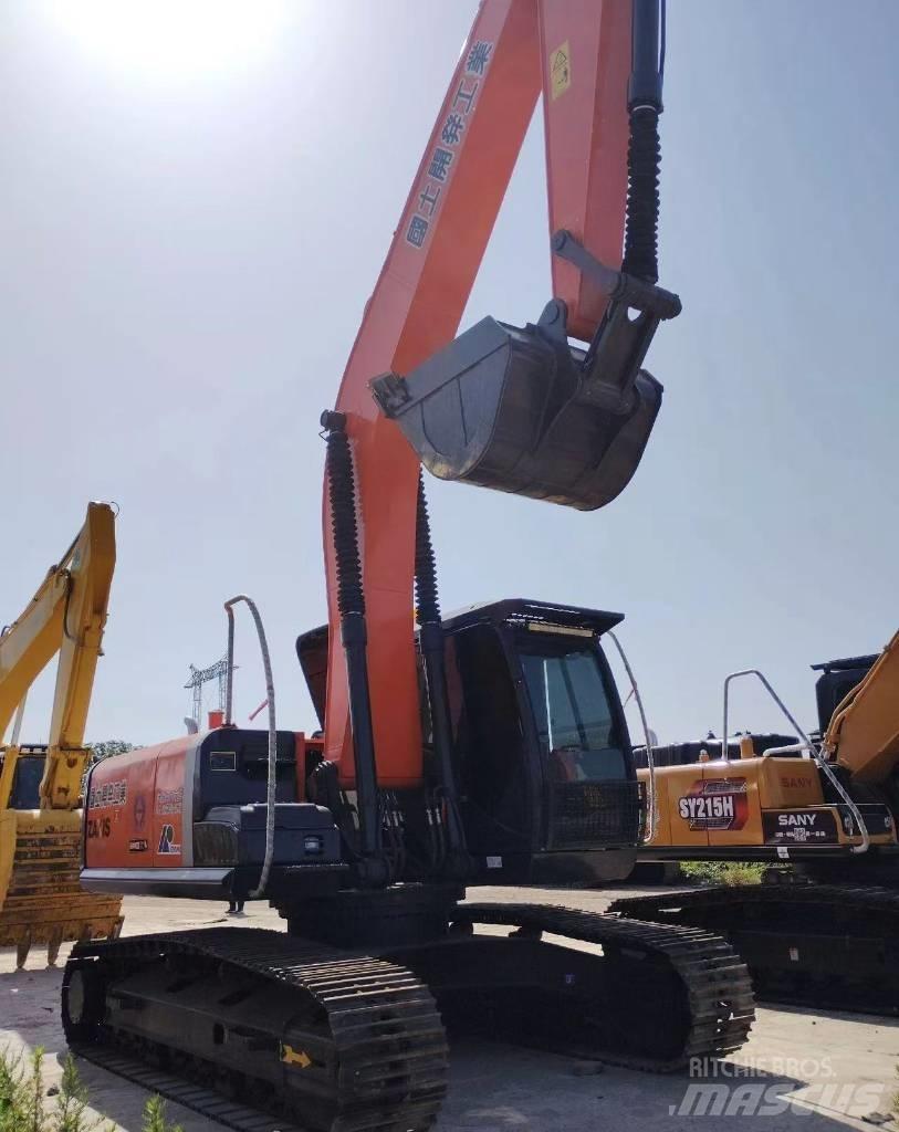 Hitachi Zaxis 240 LC Pásové rýpadlá