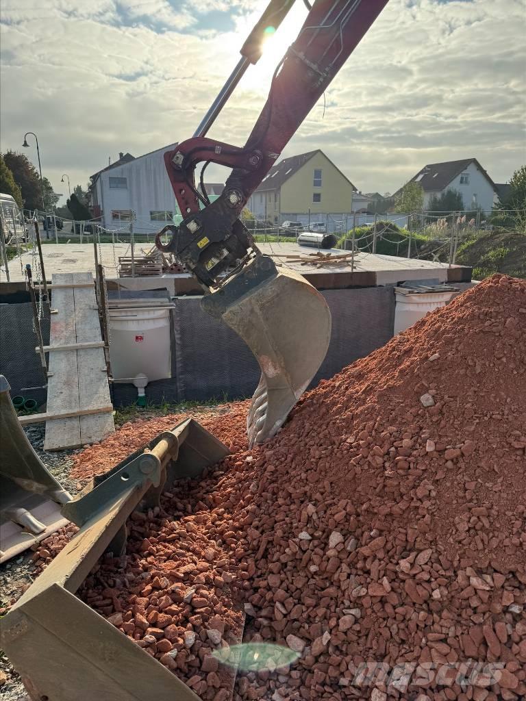 Yanmar B 110 W Kolesové rýpadlá