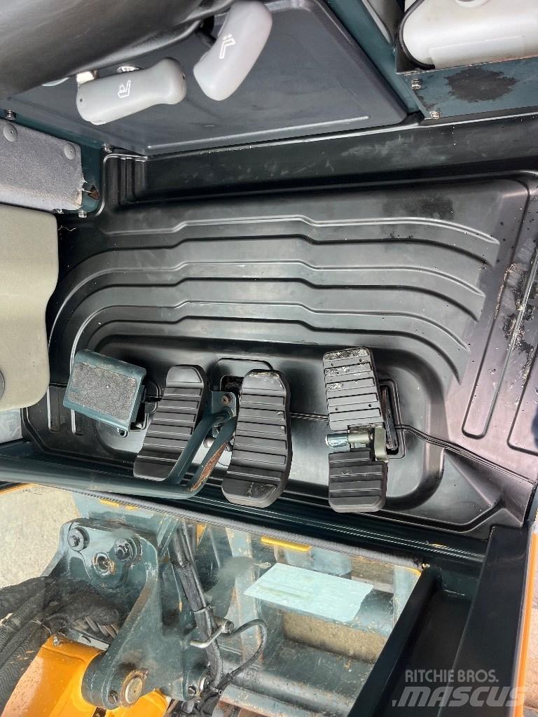 Hyundai R30 Z-9AK Mini rýpadlá < 7t