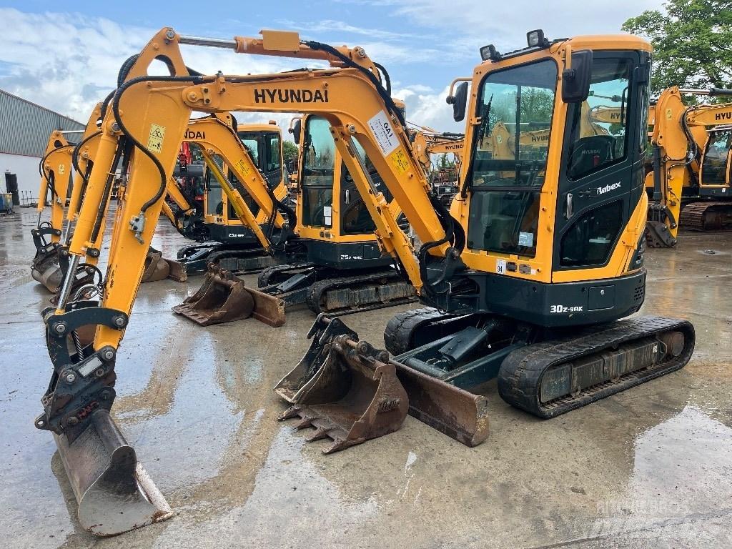 Hyundai R30 Z-9AK Mini rýpadlá < 7t