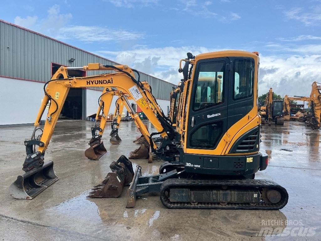 Hyundai R30 Z-9AK Mini rýpadlá < 7t