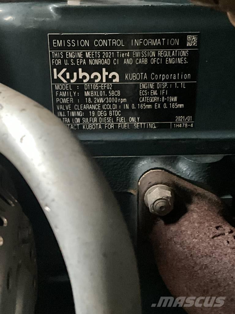 Schäffer 2428 Kolesové nakladače