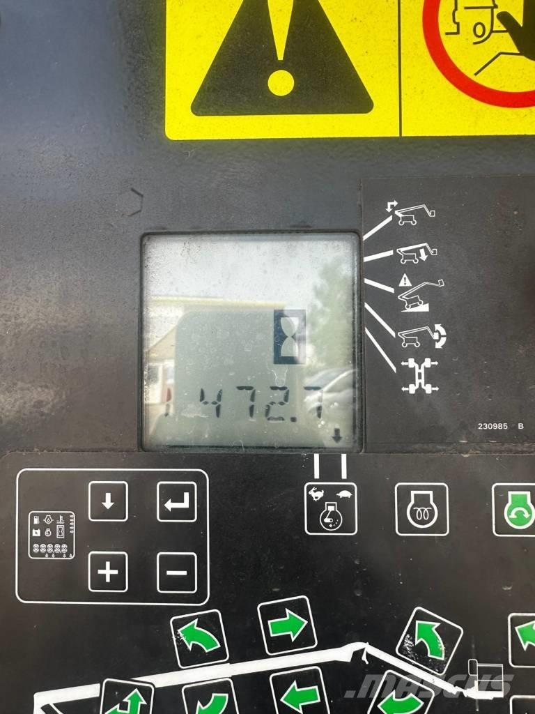 Genie ZX 135/70 Kĺbové plošiny