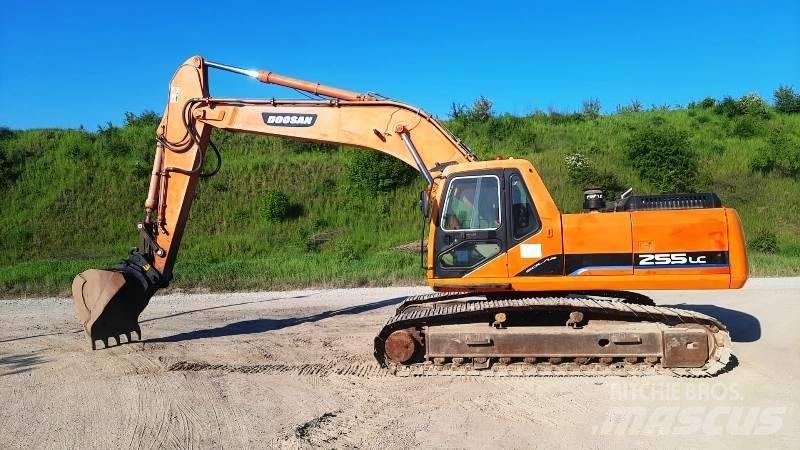 Daewoo S255 LC Pásové rýpadlá