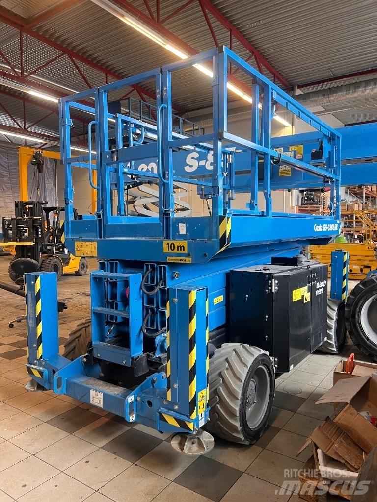 Genie GS 3369 BE Nožnicové zdvíhacie plošiny