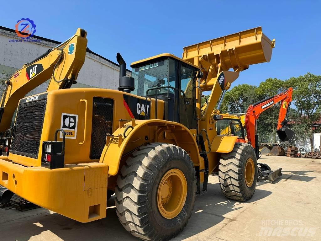 CAT 966 L Kolesové nakladače