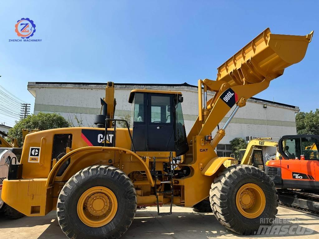 CAT 966 L Kolesové nakladače