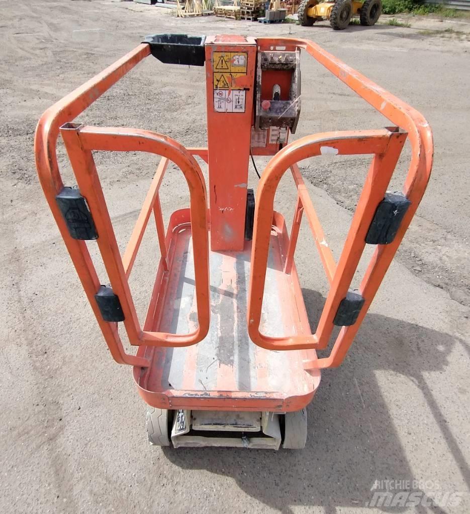 JLG 1230 ES Vertikálne stĺpové výťahy
